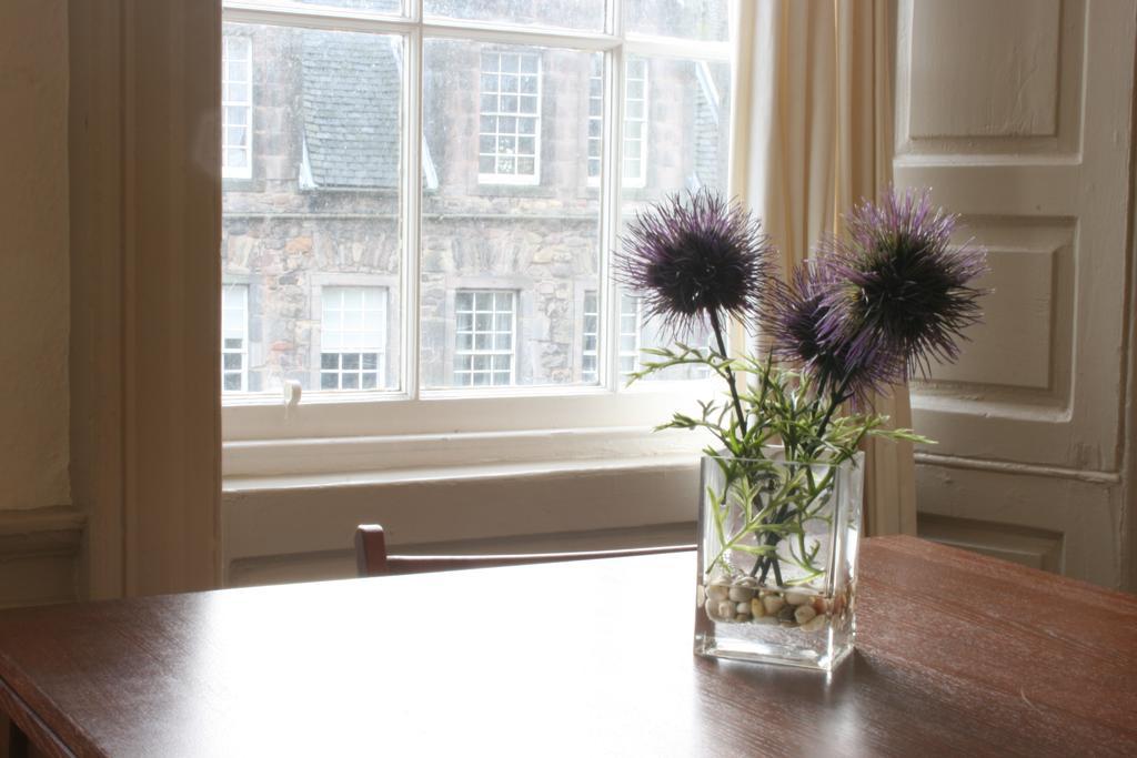 Royal Mile Budget Apartments Edinburgh Bilik gambar